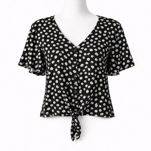 Size XL Paraphrase Women’s Black White Daisy Tie Front Top